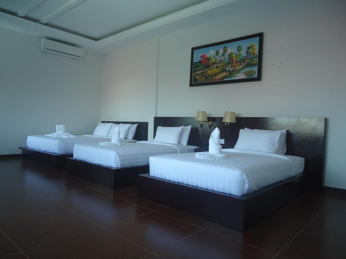 Golden Apple Hotel - Airport Phnom Penh Dış mekan fotoğraf