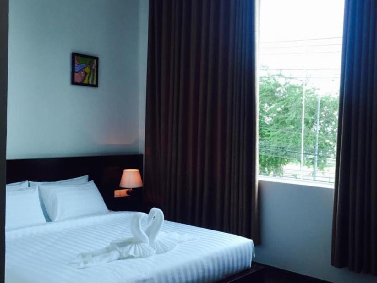 Golden Apple Hotel - Airport Phnom Penh Dış mekan fotoğraf