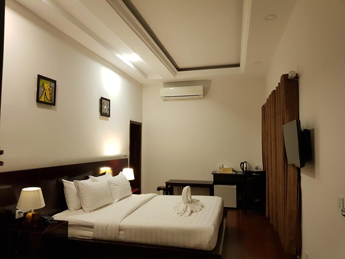Golden Apple Hotel - Airport Phnom Penh Dış mekan fotoğraf
